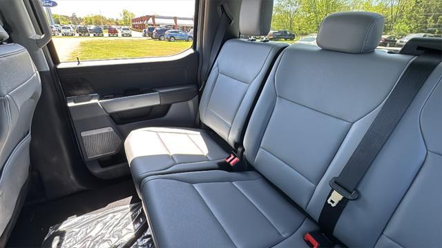 new 2025 Ford F-150 Lightning car