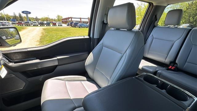 new 2025 Ford F-150 Lightning car