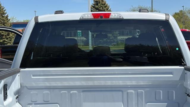 new 2025 Ford F-150 Lightning car