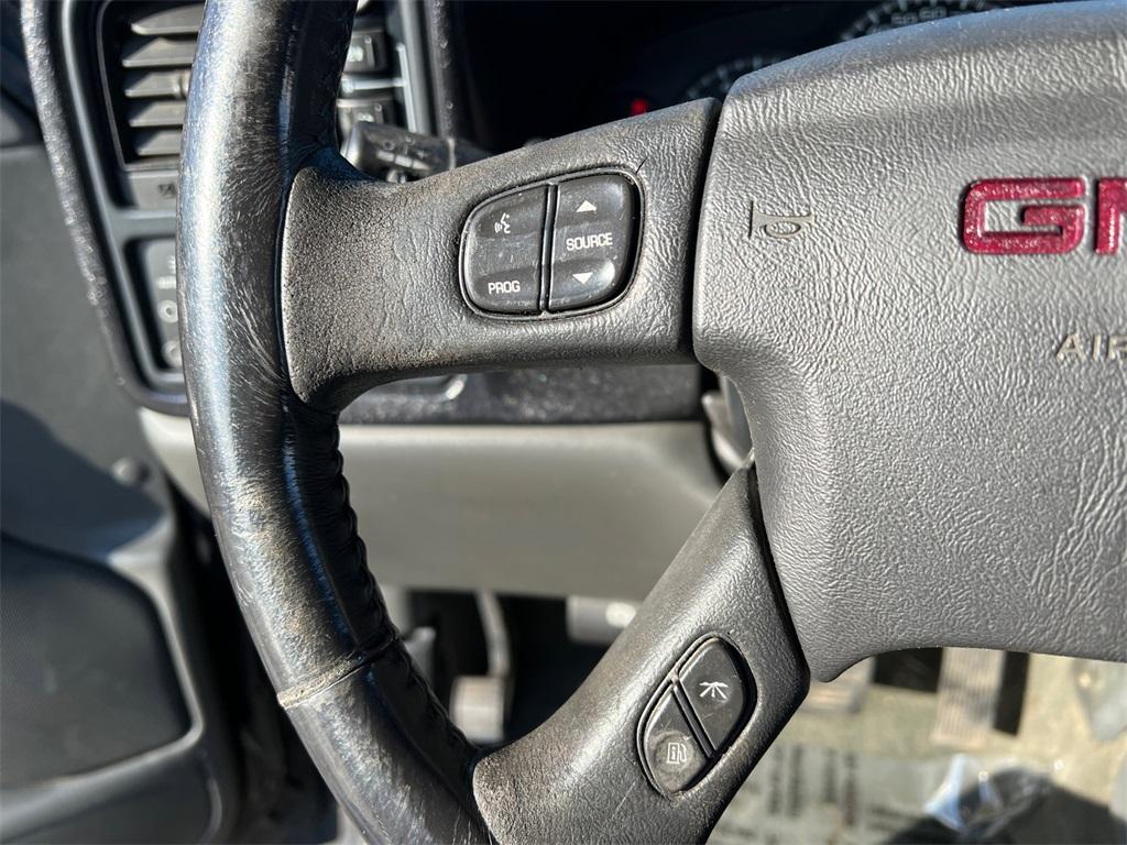 used 2006 GMC Sierra 1500 car, priced at $3,500