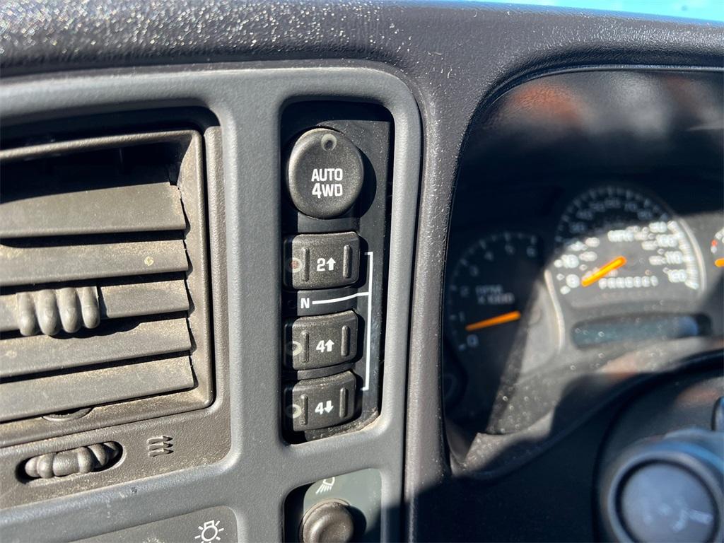 used 2006 GMC Sierra 1500 car, priced at $3,500