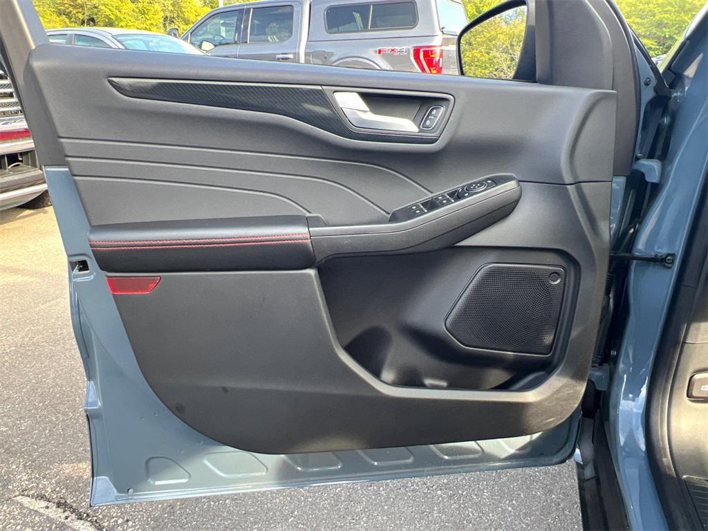 used 2024 Ford Escape car, priced at $26,000