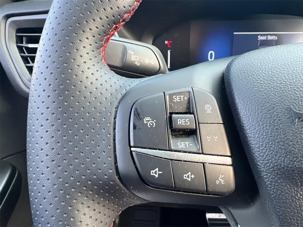 used 2024 Ford Escape car, priced at $26,000