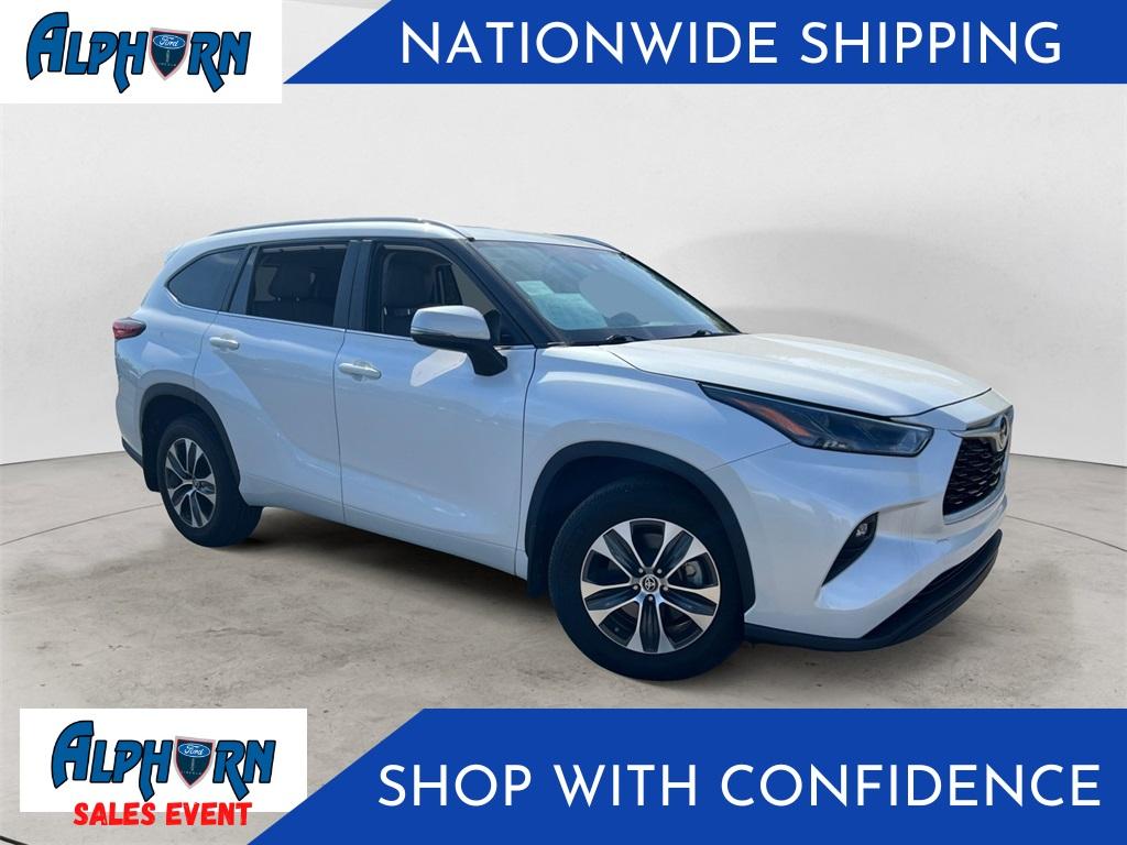 used 2023 Toyota Highlander car, priced at $36,000