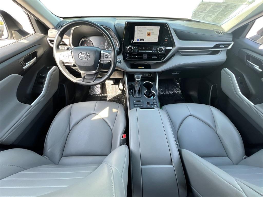 used 2023 Toyota Highlander car, priced at $36,000