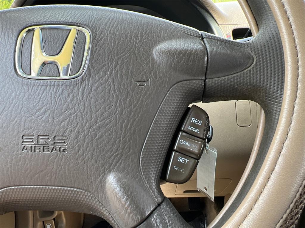 used 2006 Honda CR-V car, priced at $3,500