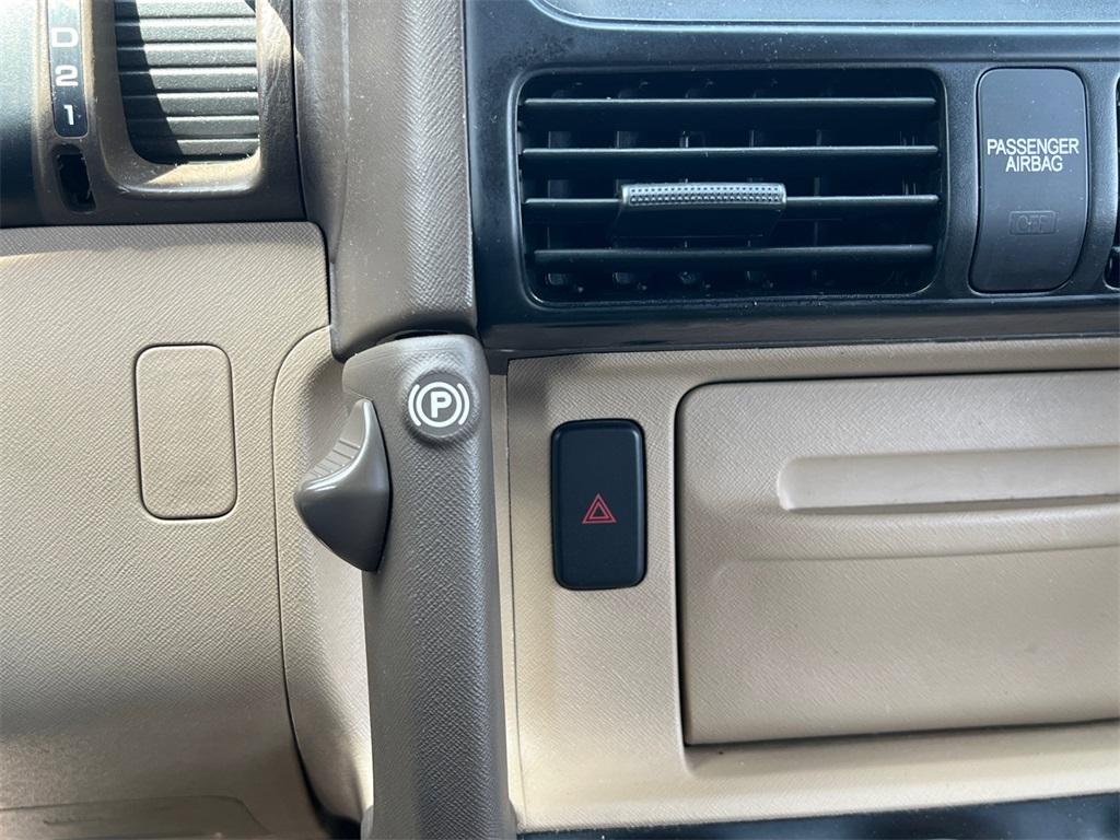 used 2006 Honda CR-V car, priced at $3,500