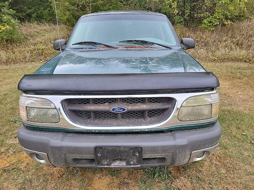 used 2000 Ford Explorer car, priced at $3,500