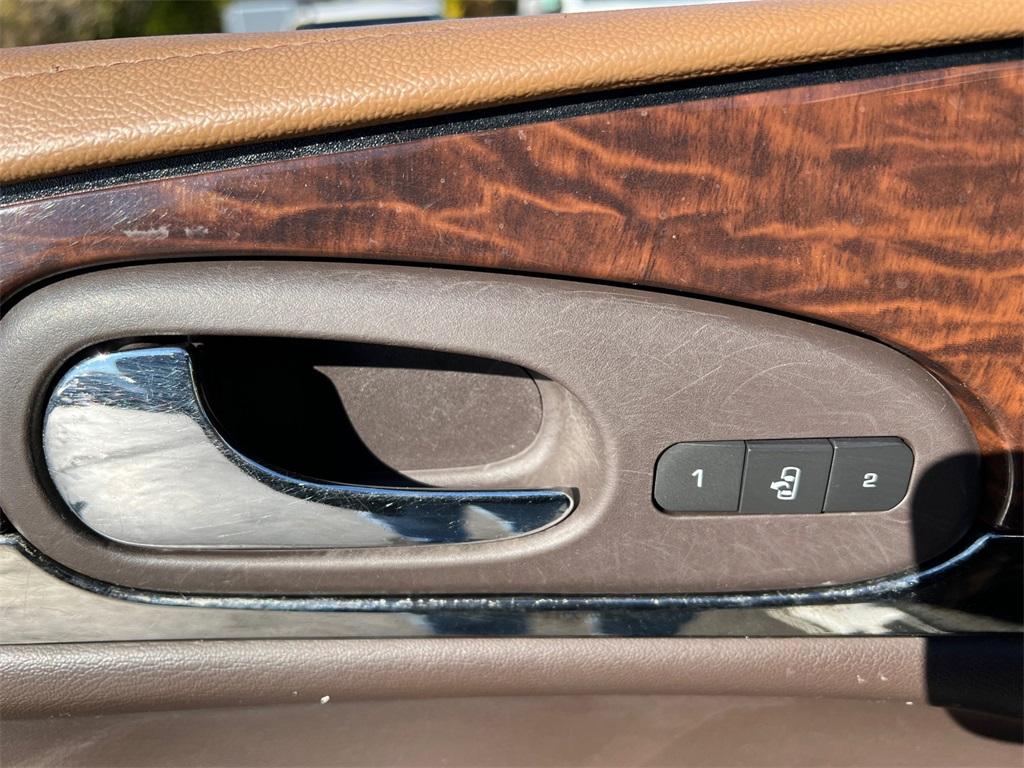 used 2016 Buick Enclave car, priced at $14,500