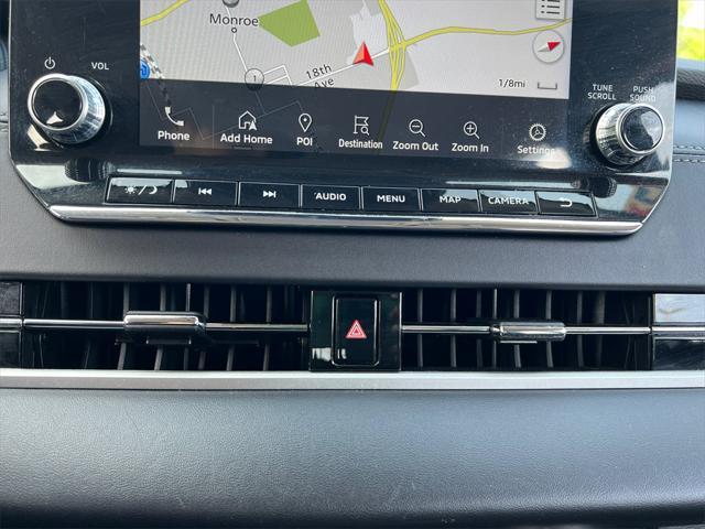 used 2024 Mitsubishi Outlander car, priced at $27,000