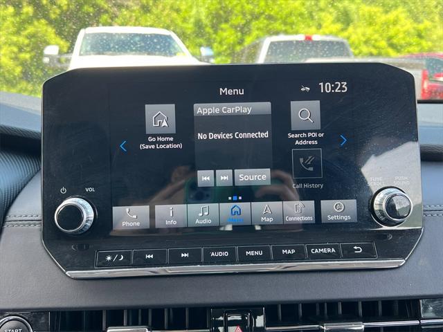 used 2024 Mitsubishi Outlander car, priced at $27,000