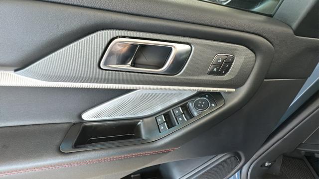 new 2025 Ford Explorer car, priced at $56,995