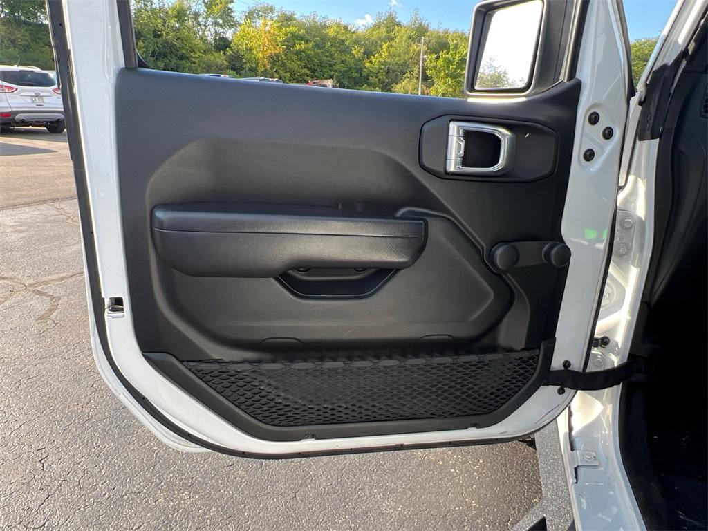 used 2021 Jeep Gladiator car, priced at $28,500