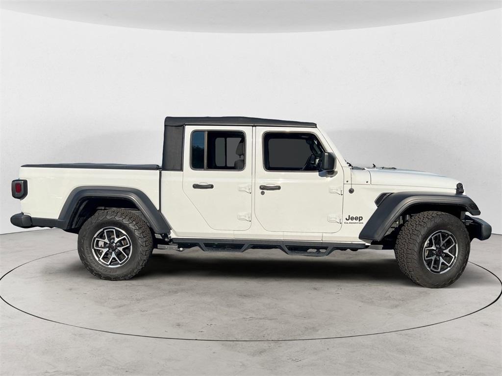 used 2021 Jeep Gladiator car, priced at $28,500