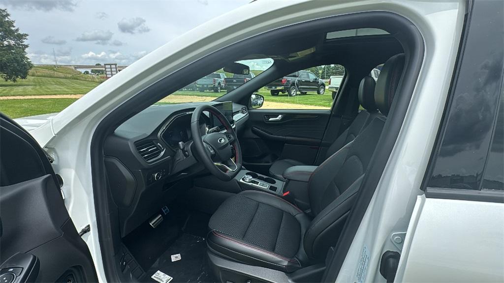 new 2024 Ford Escape car, priced at $38,815