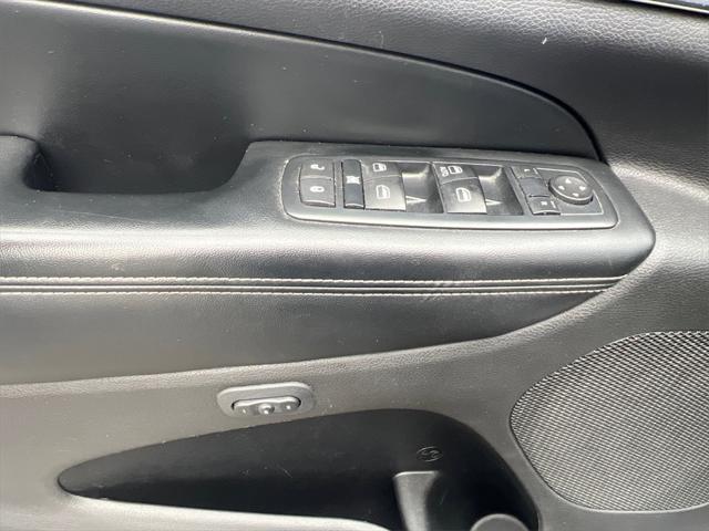 used 2015 Jeep Grand Cherokee car, priced at $13,000