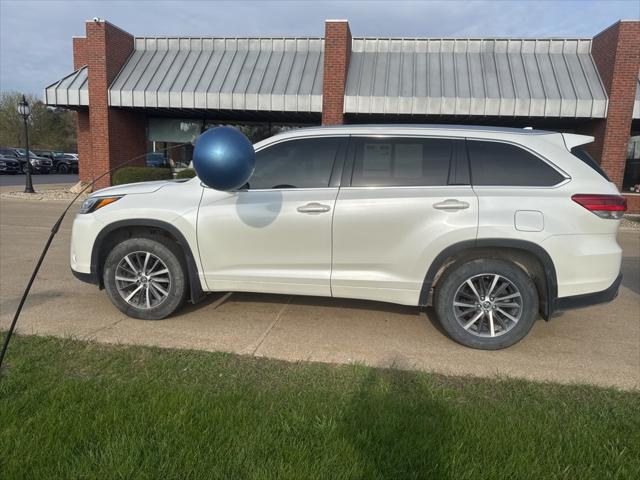 used 2018 Toyota Highlander car, priced at $21,000