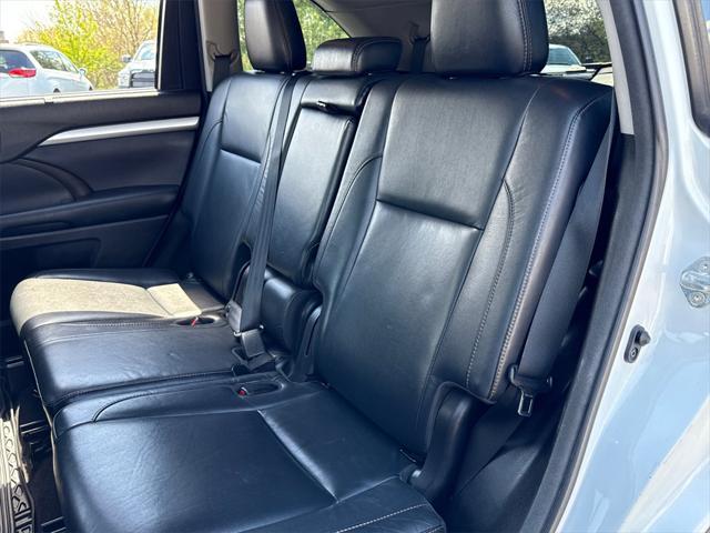 used 2018 Toyota Highlander car, priced at $21,000