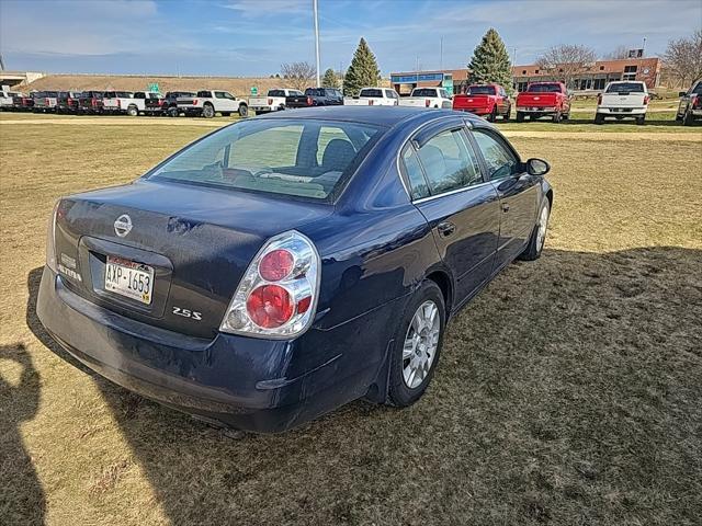 used 2006 Nissan Altima car, priced at $3,000