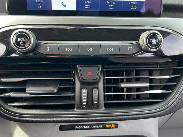 used 2025 Ford Escape car, priced at $28,500