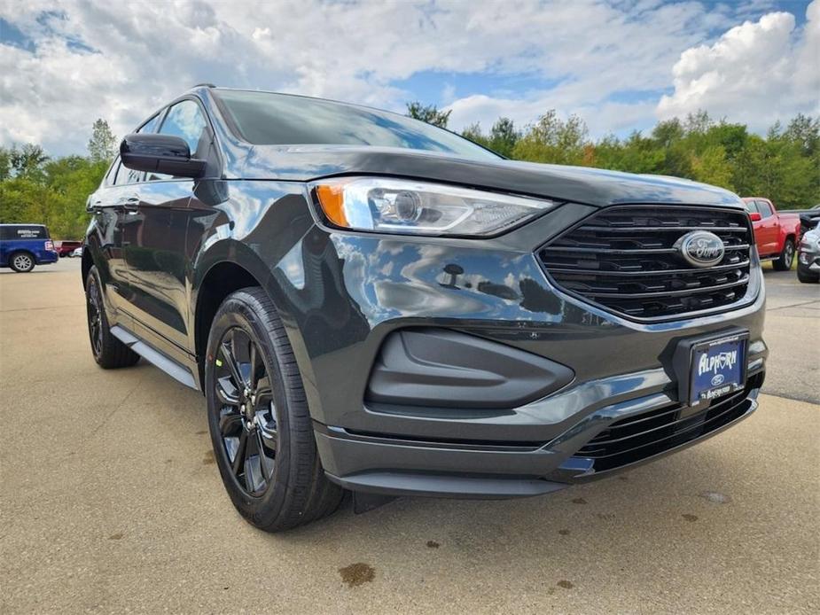 new 2024 Ford Edge car, priced at $38,620