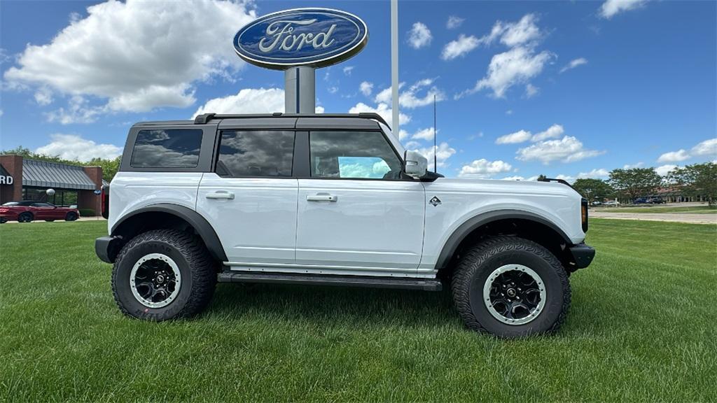 new 2024 Ford Bronco car, priced at $59,760