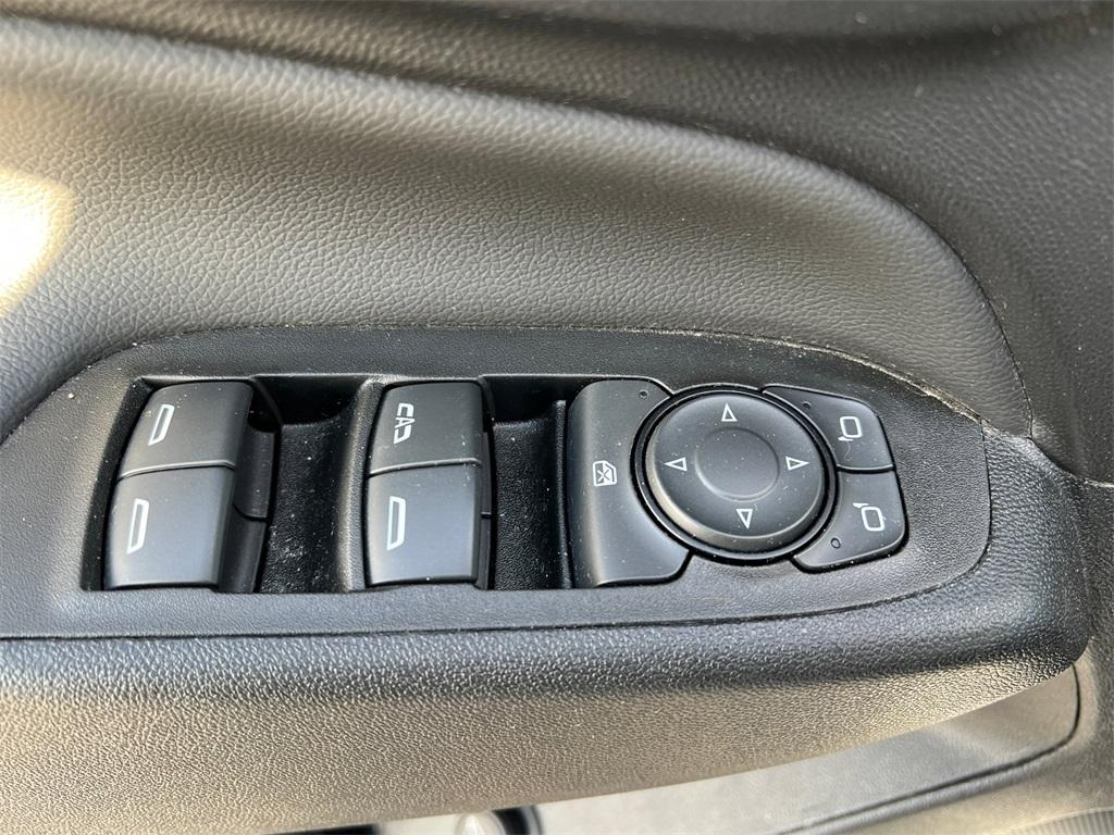 used 2022 Chevrolet Equinox car, priced at $21,000