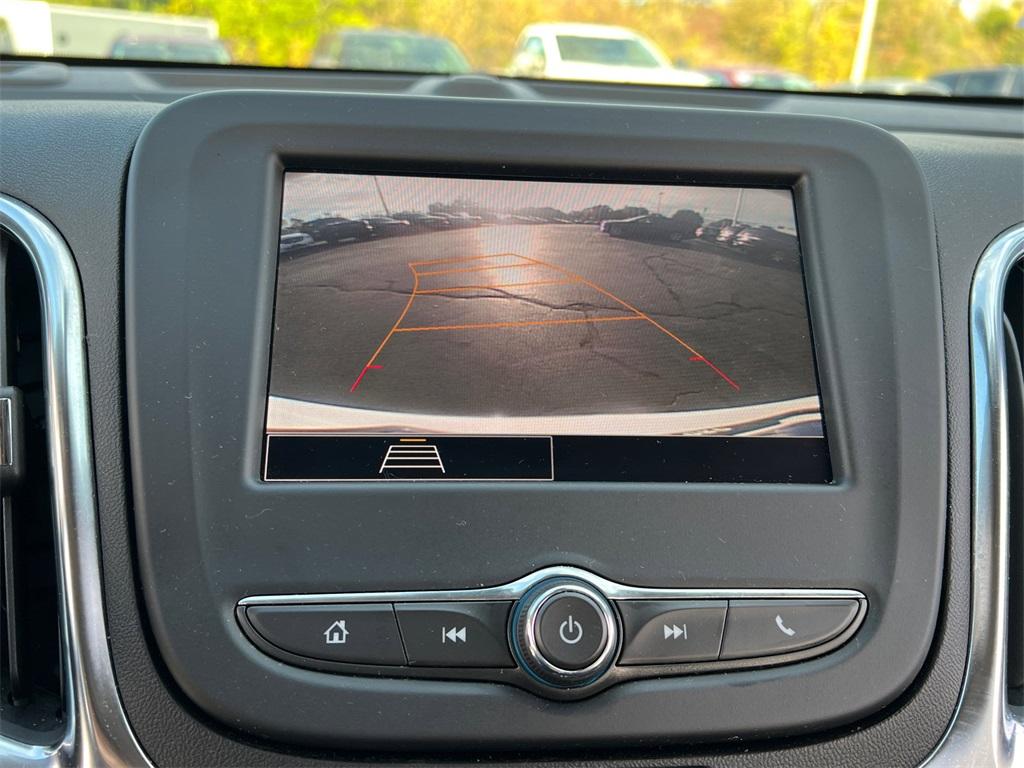 used 2022 Chevrolet Equinox car, priced at $21,000