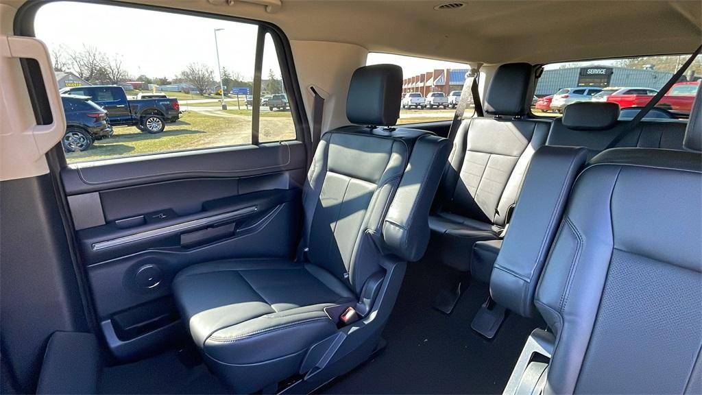 new 2024 Ford Expedition Max car, priced at $71,135