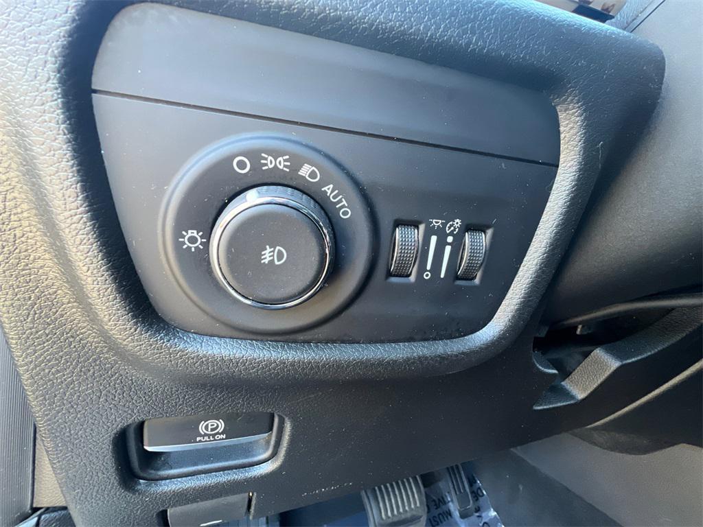 used 2021 Jeep Grand Cherokee L car, priced at $22,500