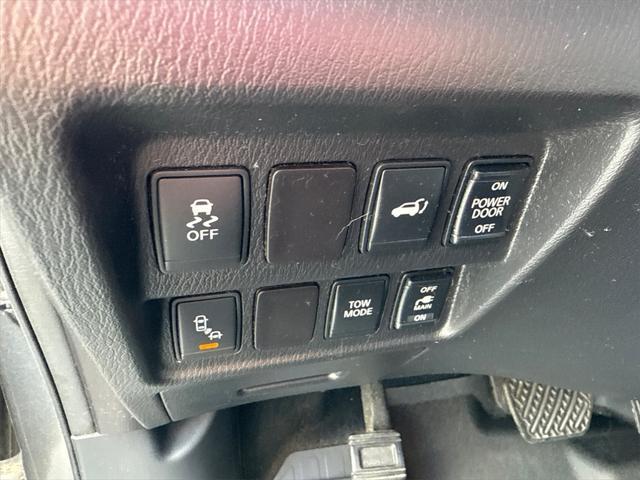 used 2015 Nissan Pathfinder car, priced at $10,000