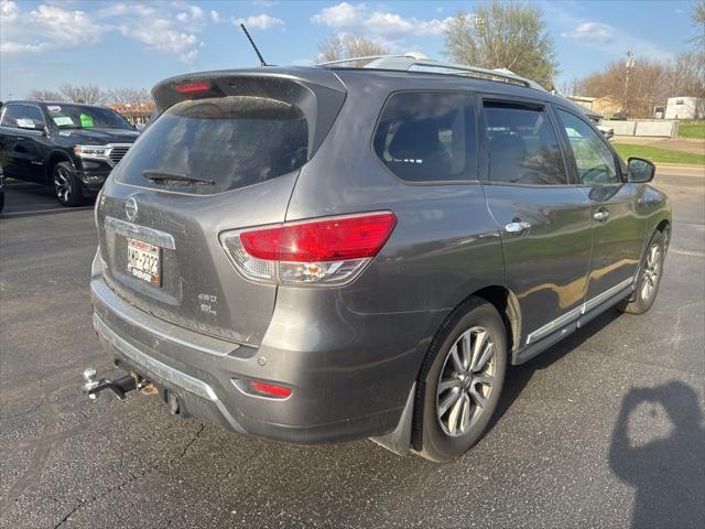 used 2015 Nissan Pathfinder car, priced at $10,000