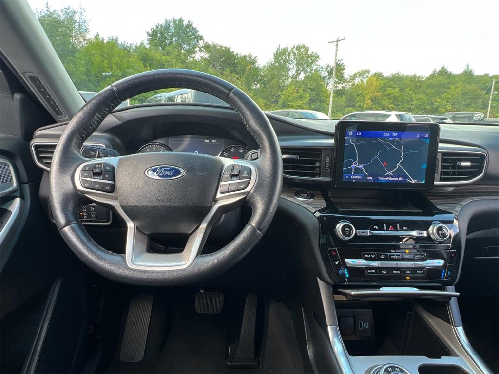 used 2022 Ford Explorer car, priced at $35,000