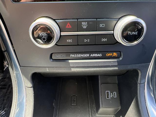 used 2022 Ford Edge car, priced at $26,000