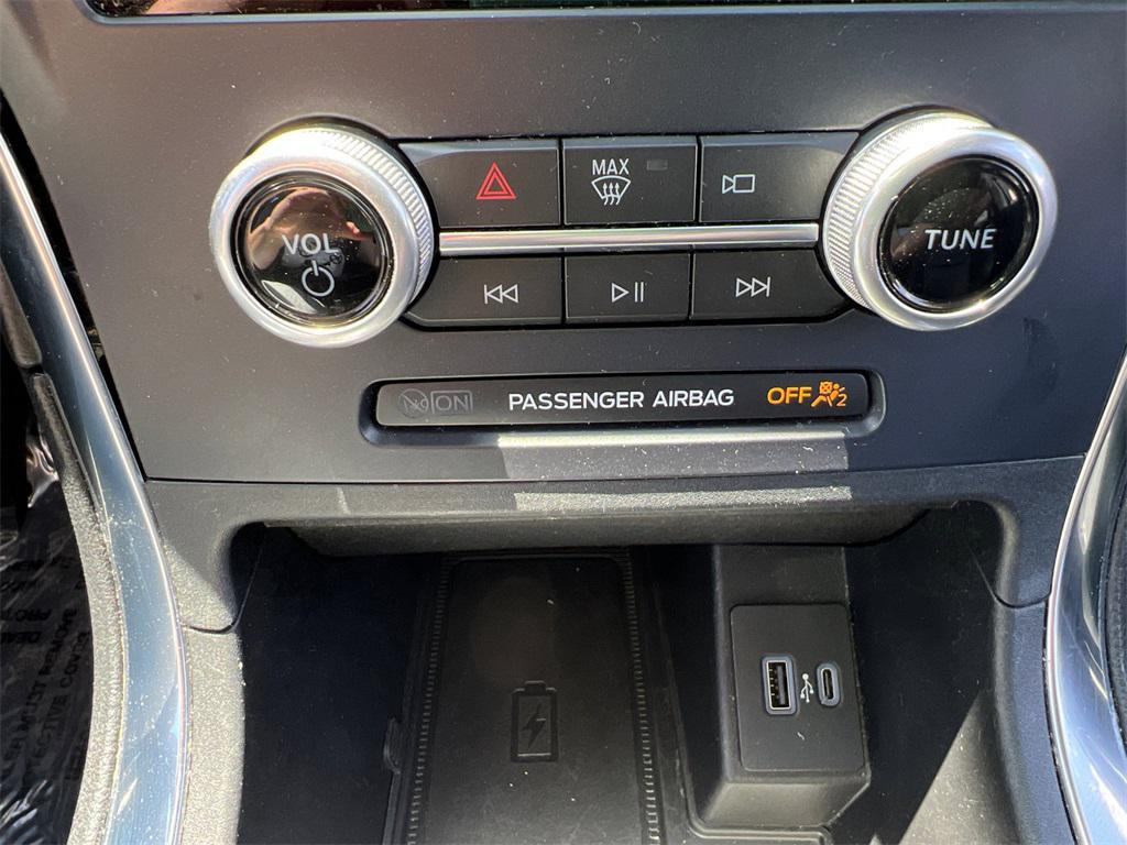 used 2022 Ford Edge car, priced at $22,500
