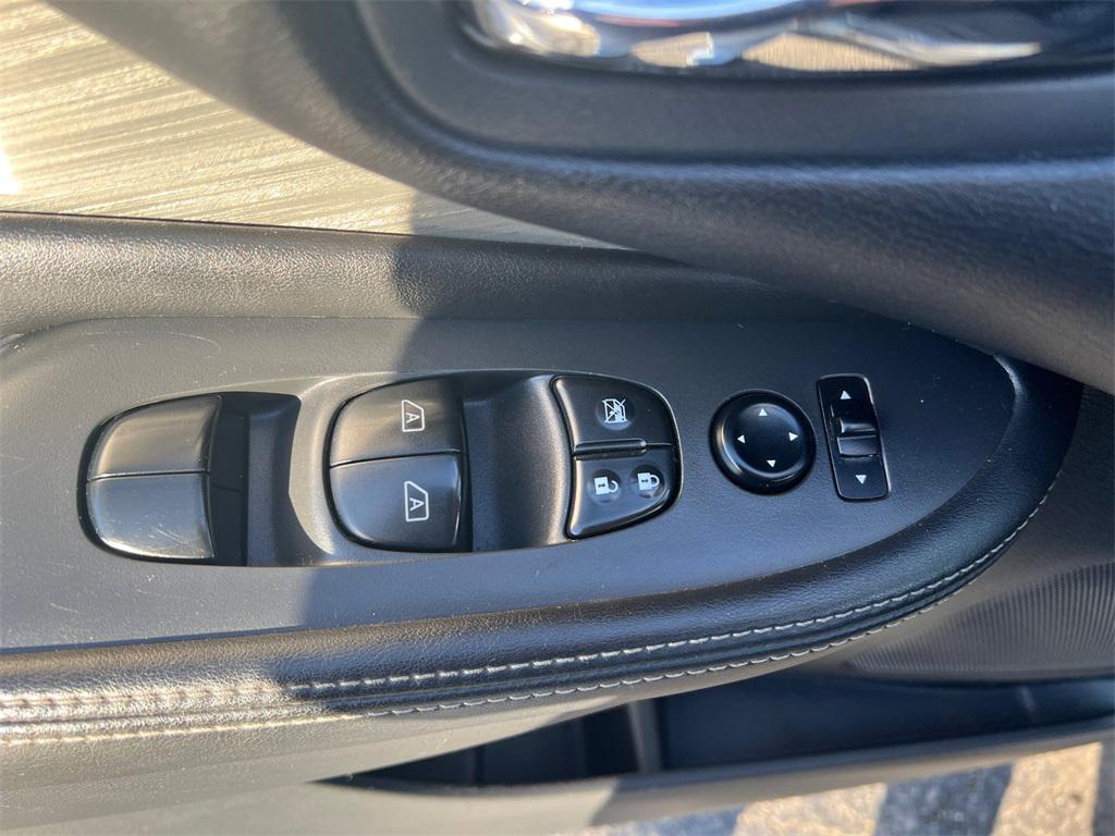 used 2015 Nissan Murano car, priced at $14,500