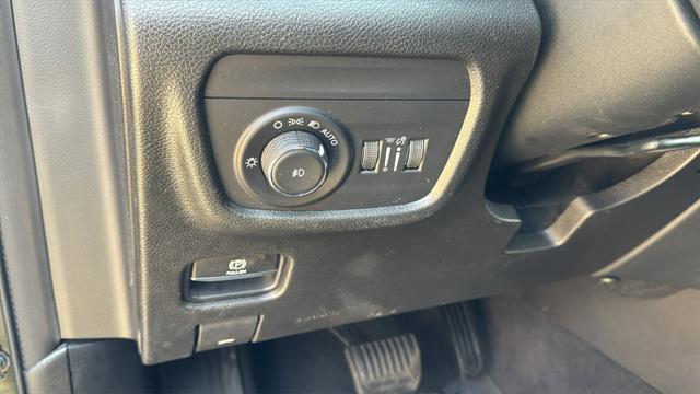 used 2021 Jeep Grand Cherokee L car, priced at $28,000