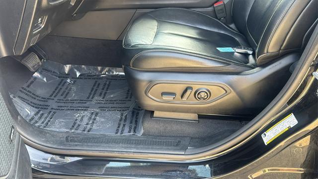 used 2021 Jeep Grand Cherokee L car, priced at $28,000