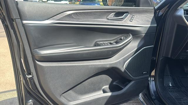 used 2021 Jeep Grand Cherokee L car, priced at $29,500