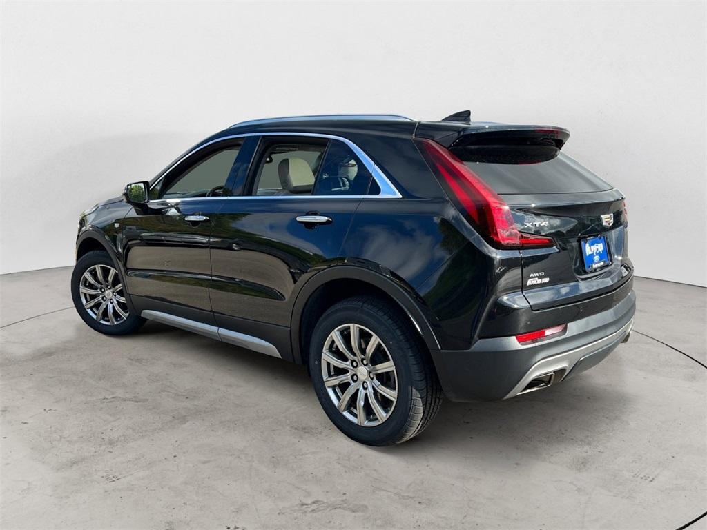 used 2021 Cadillac XT4 car, priced at $22,500