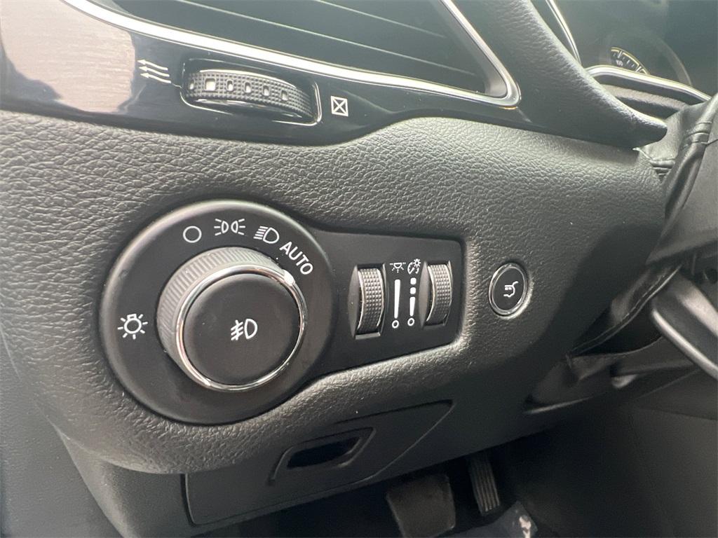 used 2023 Jeep Cherokee car, priced at $24,000