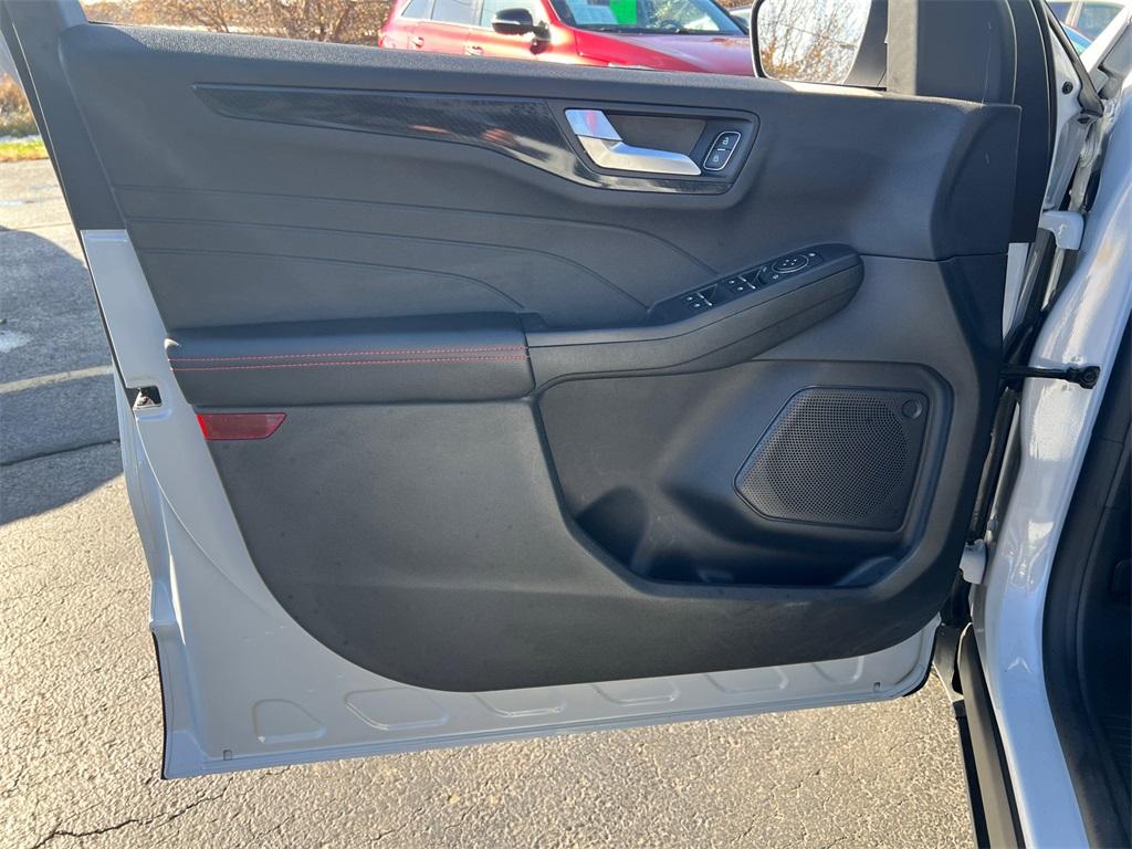 used 2025 Ford Escape car, priced at $31,500