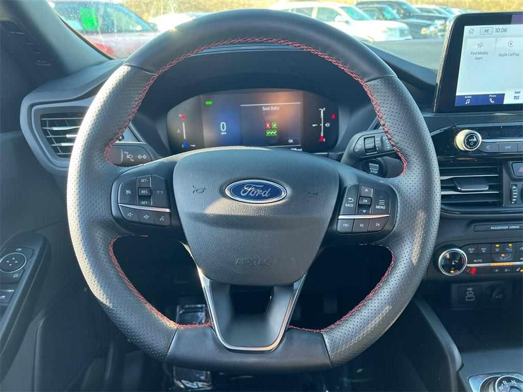 used 2025 Ford Escape car, priced at $31,500