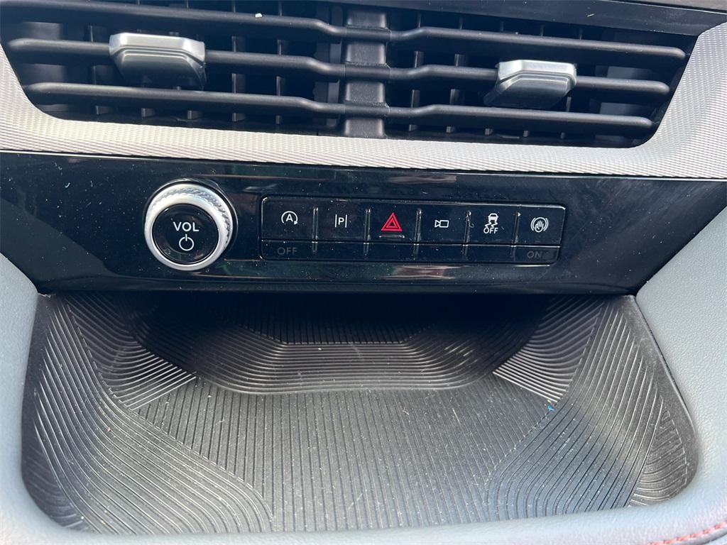 used 2025 Ford Explorer car, priced at $37,500