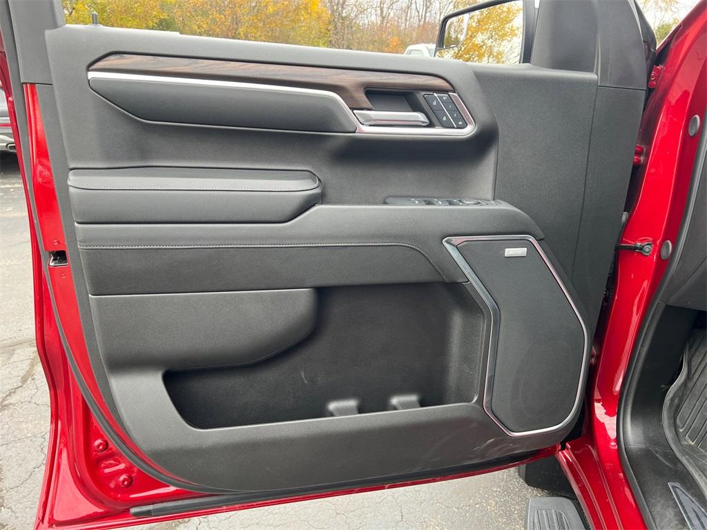 used 2024 GMC Sierra 1500 car, priced at $50,500