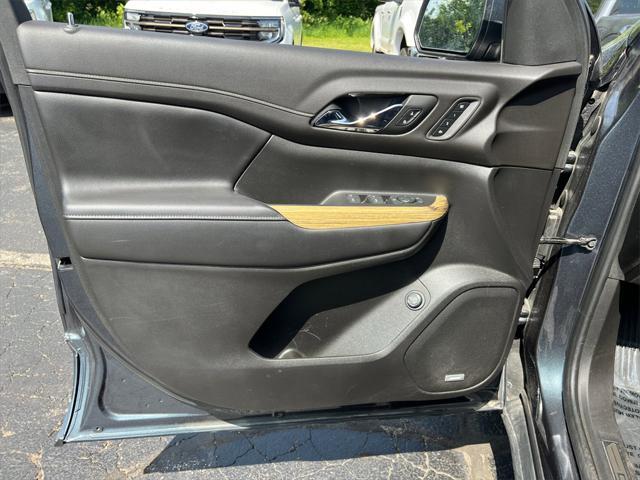 used 2019 GMC Acadia car, priced at $26,000