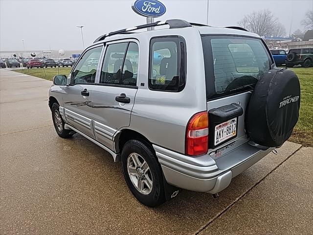 used 2002 Chevrolet Tracker car, priced at $6,000