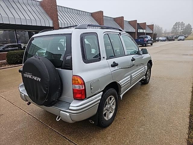 used 2002 Chevrolet Tracker car, priced at $6,000