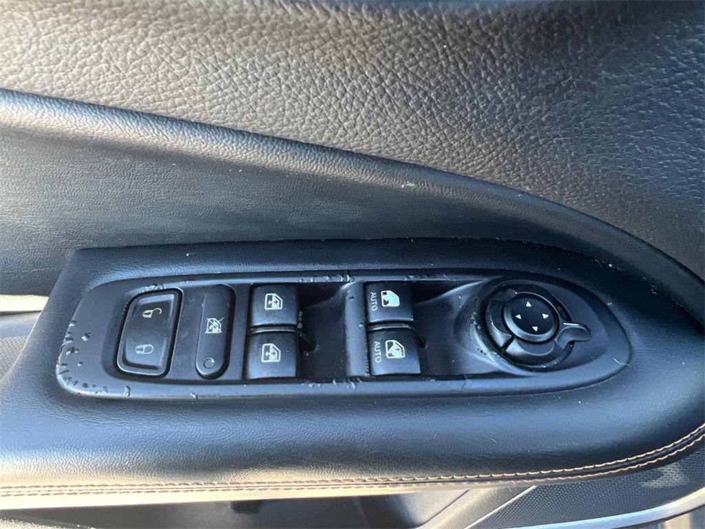 used 2018 Jeep Compass car, priced at $17,000