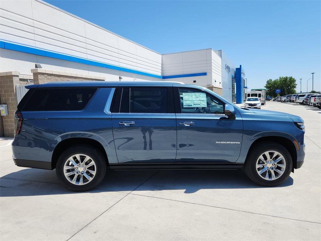 new 2025 Chevrolet Suburban car, priced at $87,044